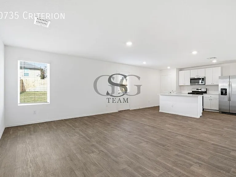 10735 Criterion — Photo 11