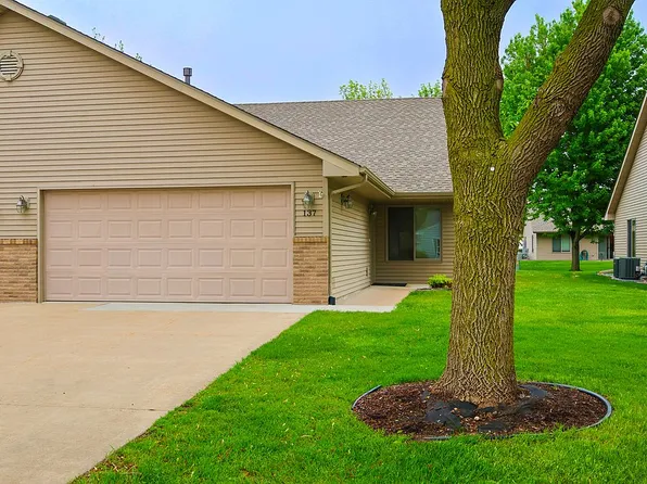 137 S Elm St, Belle Plaine, MN 56011