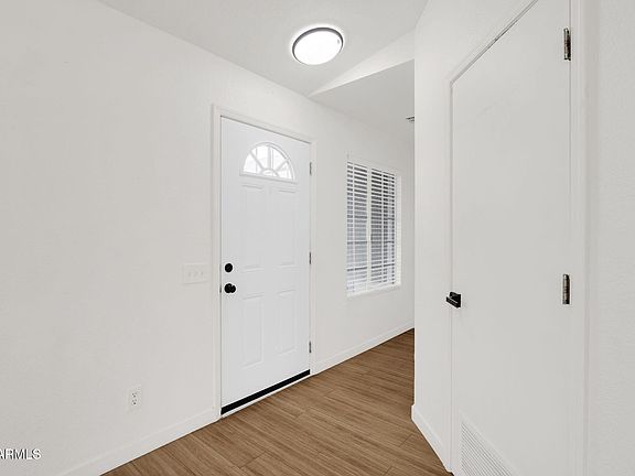 5th image of 5021 N 86TH Avenue