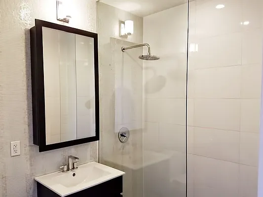 Rented by Bold New York | media 15