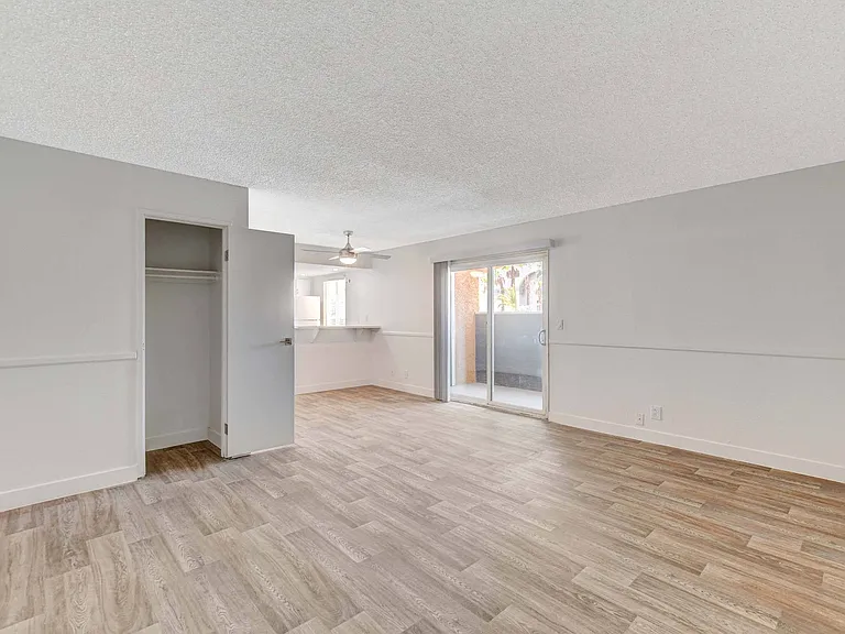 Sundance Village Apts — Photo 66