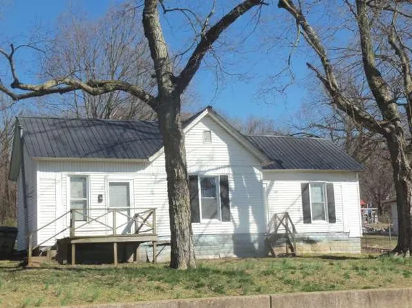 1114 E 9th St, Hopkinsville, KY 42240
