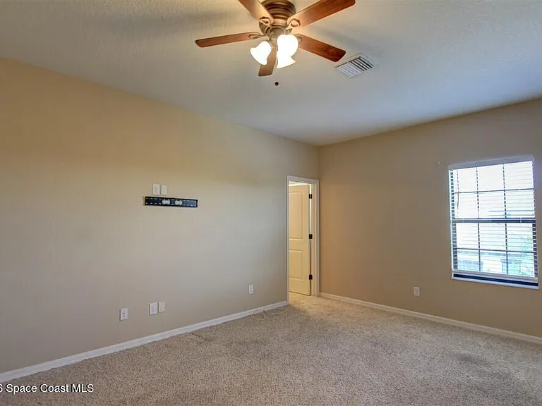 8810 Napolo Dr — Photo 36