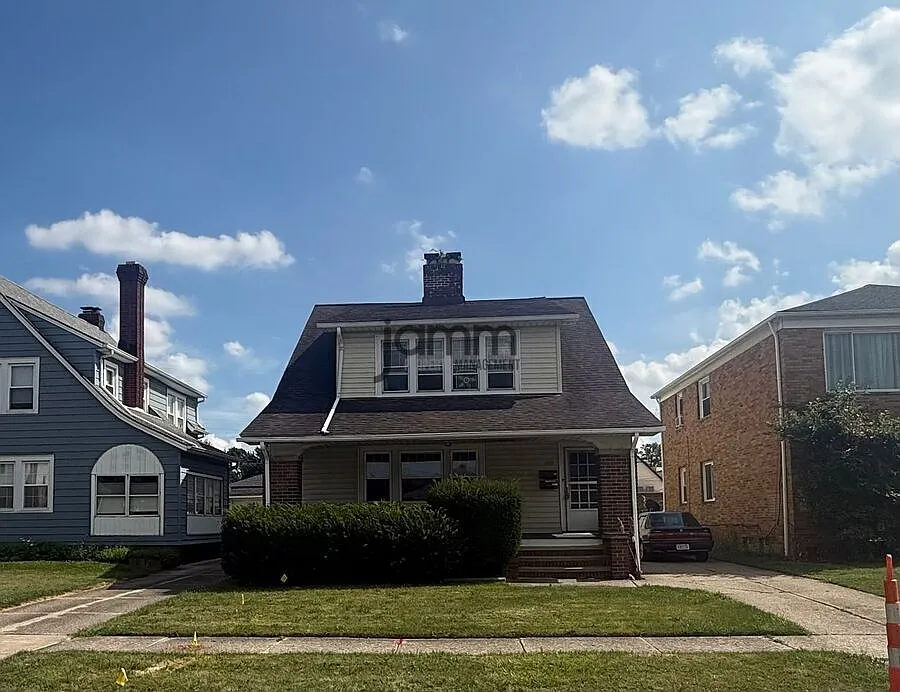 3435 Brookview Blvd