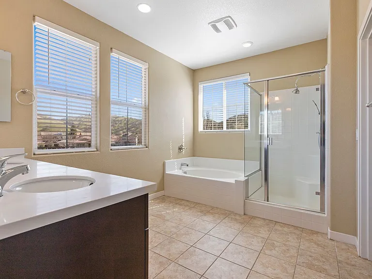 20833 Grapevine Dr — Photo 20