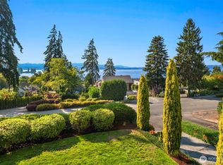 4600 92nd Avenue NE, Yarrow Point, WA 98004