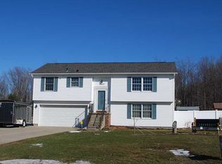 8627 Oliver Rd, Erie, PA 16509