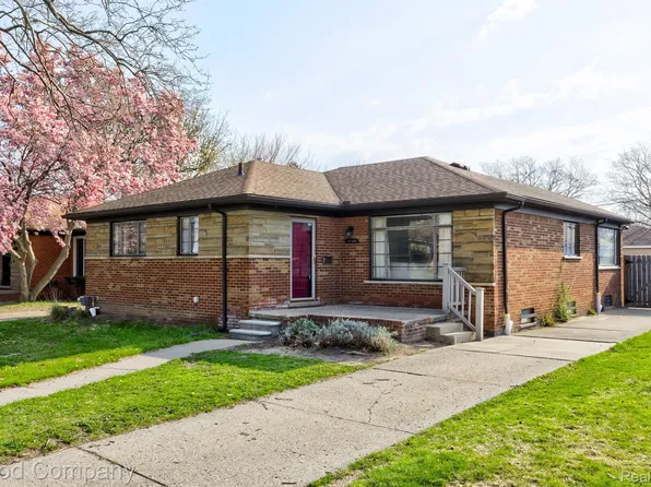 23160 Harding St, Oak Park, MI 48237
