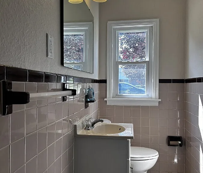 8911 Kammerer Ave — Photo 16
