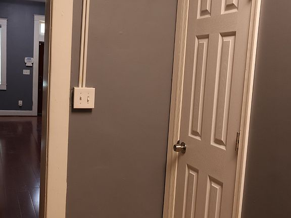 4th image of 802 Washington Blvd