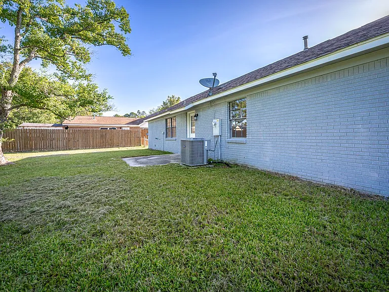 6672 Cortez Cir — Photo 41