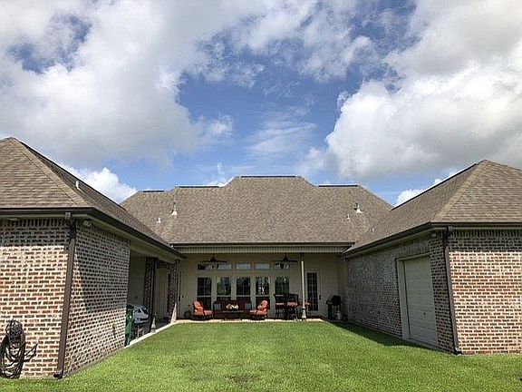 4th image of 178 E Lakeshore Dr