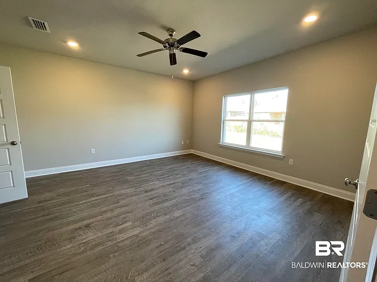 31560 Memphis Loop — Photo 4