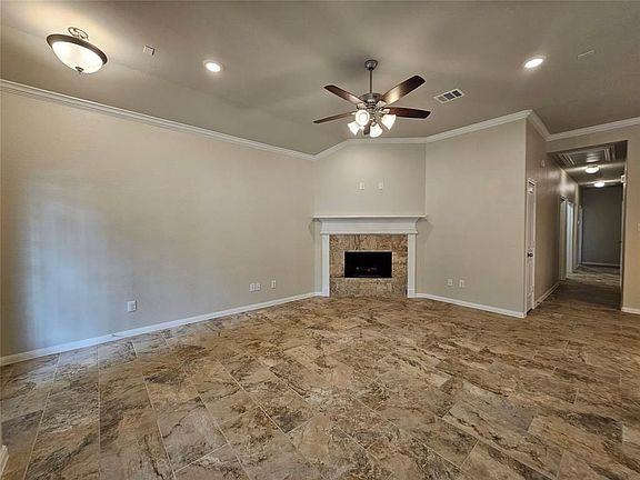 5th image of 3031 Whitman Dr