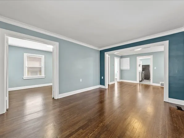 1311 E 62nd St, Kansas City, MO 64110