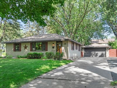 8635 Emerson Ave S, Bloomington, MN, 55420