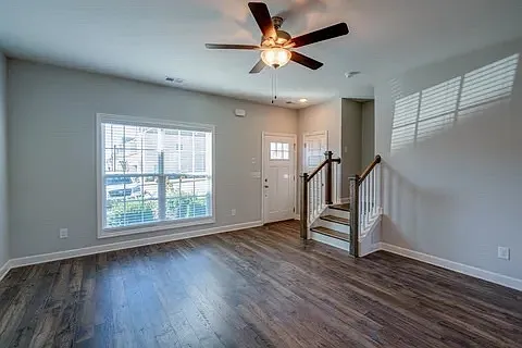 115 Harvard Dr — Photo 4