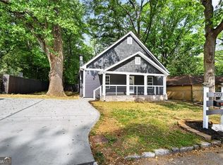 2933 8th St, East Pt, GA 30344