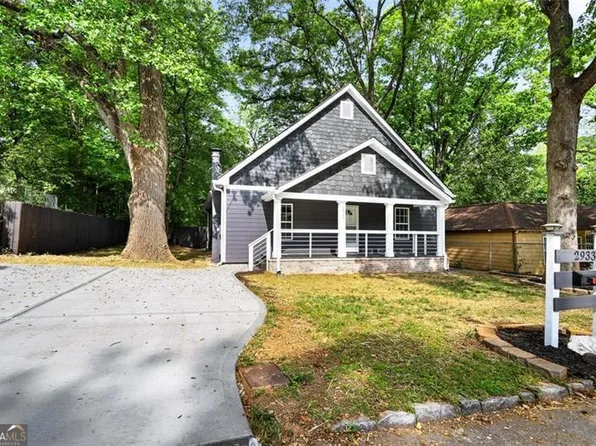 2933 8th St, East Pt, GA 30344