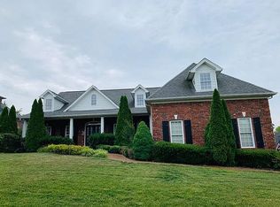 1002 Redwood Way, Hendersonville, TN 37075