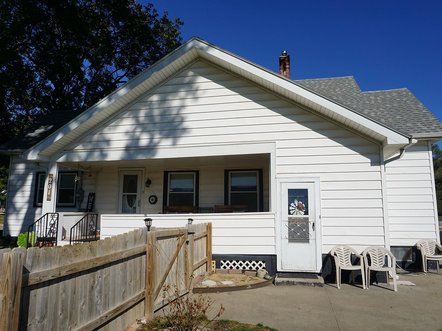 201 2nd Ave, Underwood, IA 51576 MLS 231817 Zillow