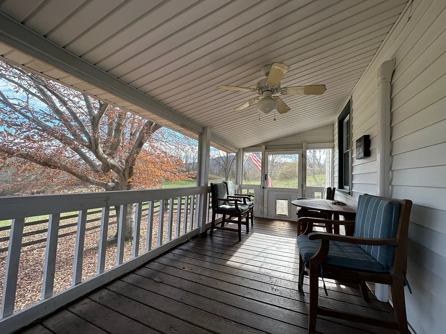 499 Winery Ln — Photo 2