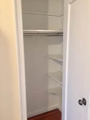 Rented by Roberto Guilbet, LREB | media 23