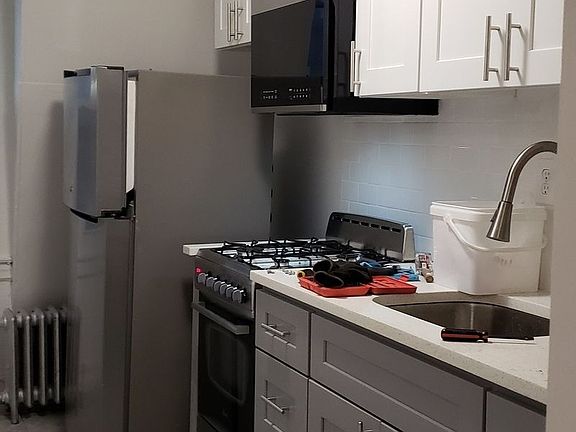 4th image of 32-41 46th St #3