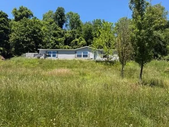 737 Poplar St, Jane Lew, WV 26378