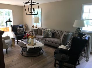 6 Hidden Valley Ln, Ballston Lake, NY 12019