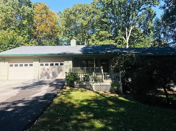 5612 Poplar Ln, Oakwood, GA 30566
