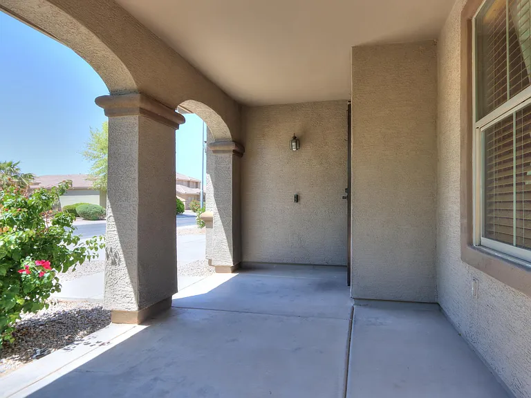 204 S La Amador Trl — Photo 3