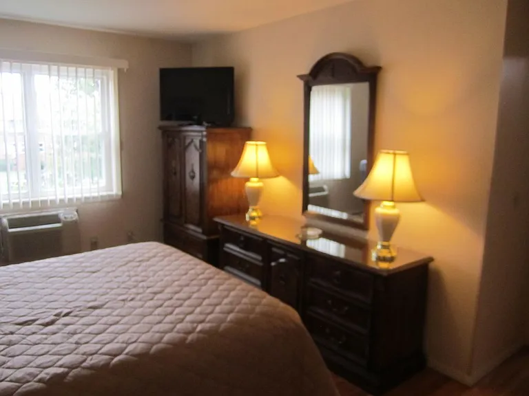 322 Regency Park Dr — Photo 8