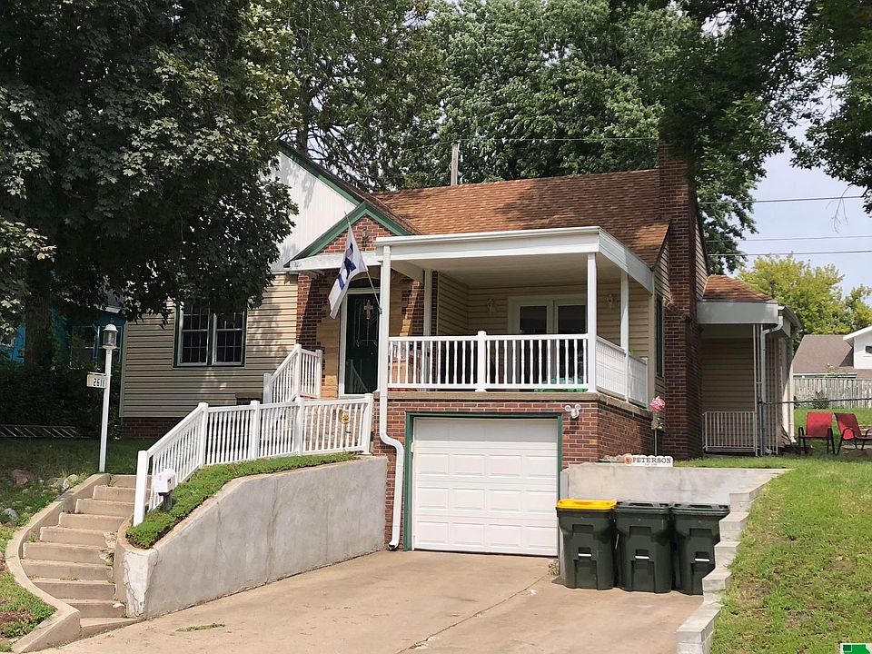 1st image of 2611 Williams Ave
