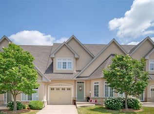8142 Costabile Dr #16, Niagara Falls, ON L2H3M3