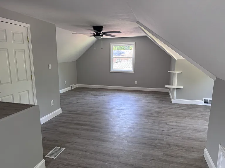 6831 Franke Rd — Photo 11