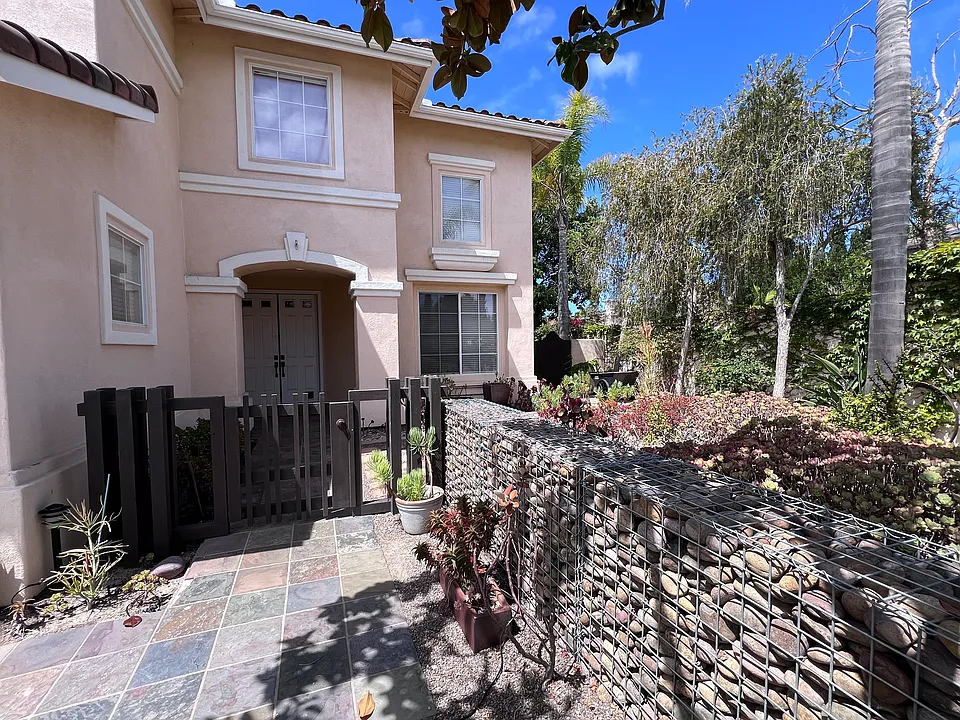 5001 Pearlman Way