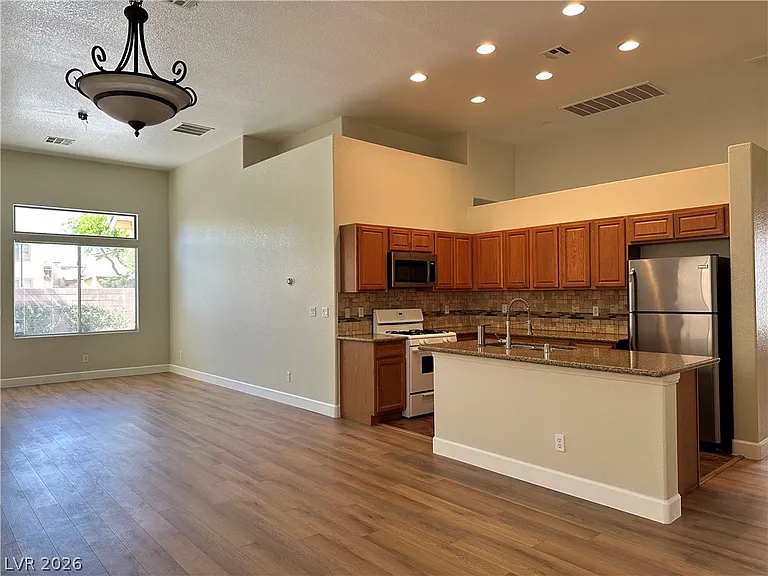 9032 Big Plantation Ave — Photo 2