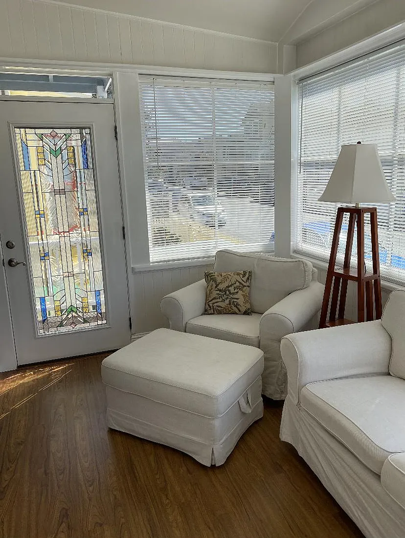 133 Forest Avenue — Photo 3