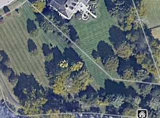 1304 Sugartown Rd, Berwyn, PA 19312