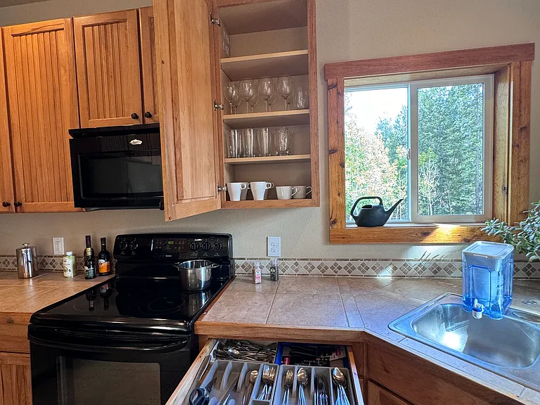 Pinon Cir — Photo 12