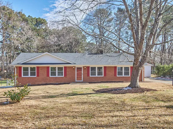 5206 Autumn Dr, Durham, NC 27712