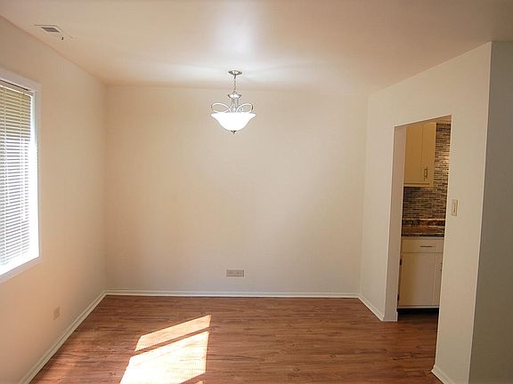 4th image of 228 Des Plaines Ave APT 303