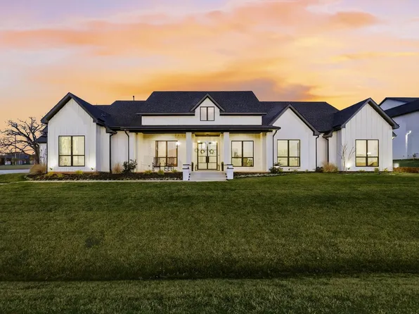 4304 Belle Dr, Flower Mound, TX 75022