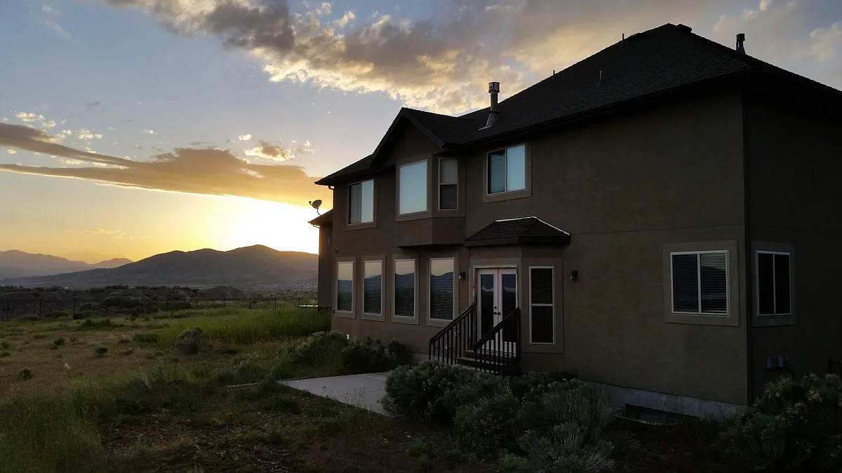 Building Photo - 4099 W Park Cir
