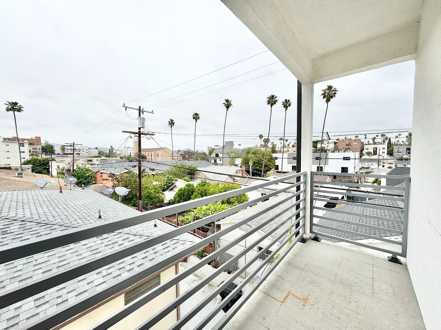 4 bed, $4,210 — Photo 4