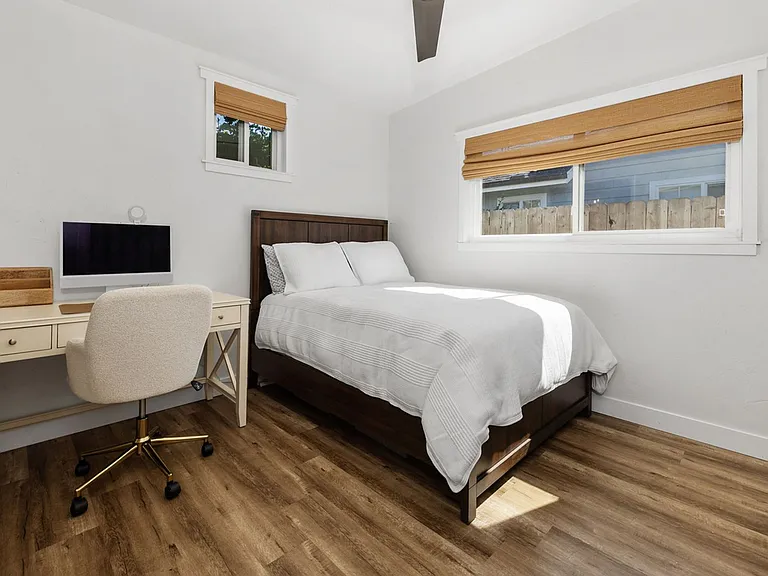 435 Cherry Ave — Photo 15