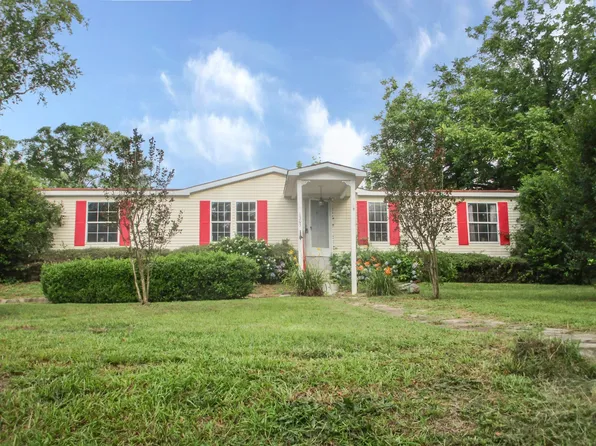 1303 Martin Luther King Dr, Homer, LA 71040