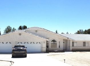 18645 Seneca Rd, Apple Valley, CA 92307