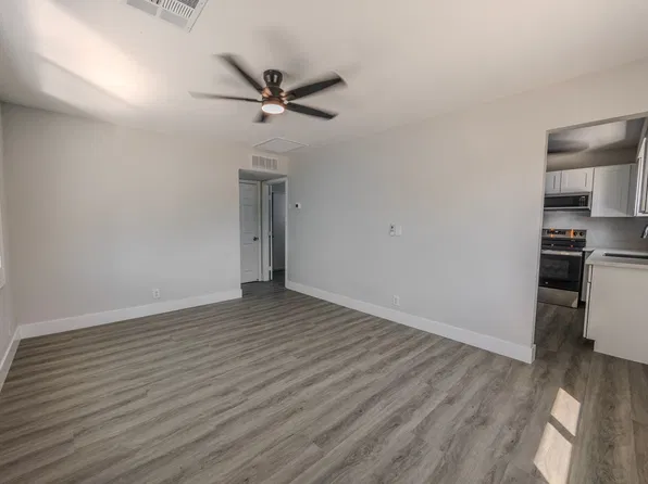 1008 S 3rd St, Las Vegas, NV